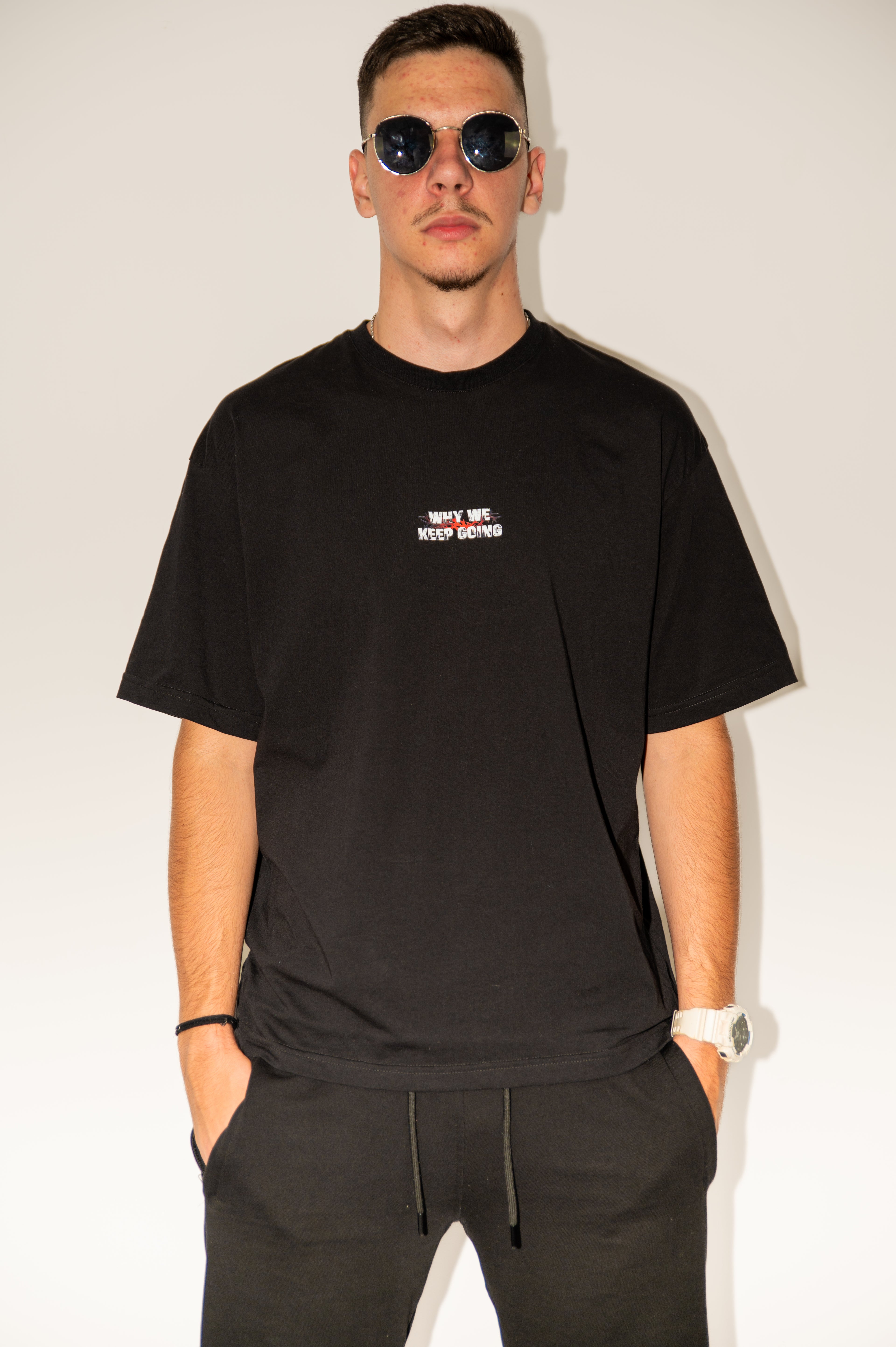 OVERSIZED T-SHIRT-''WHY WE KEEP GOING''