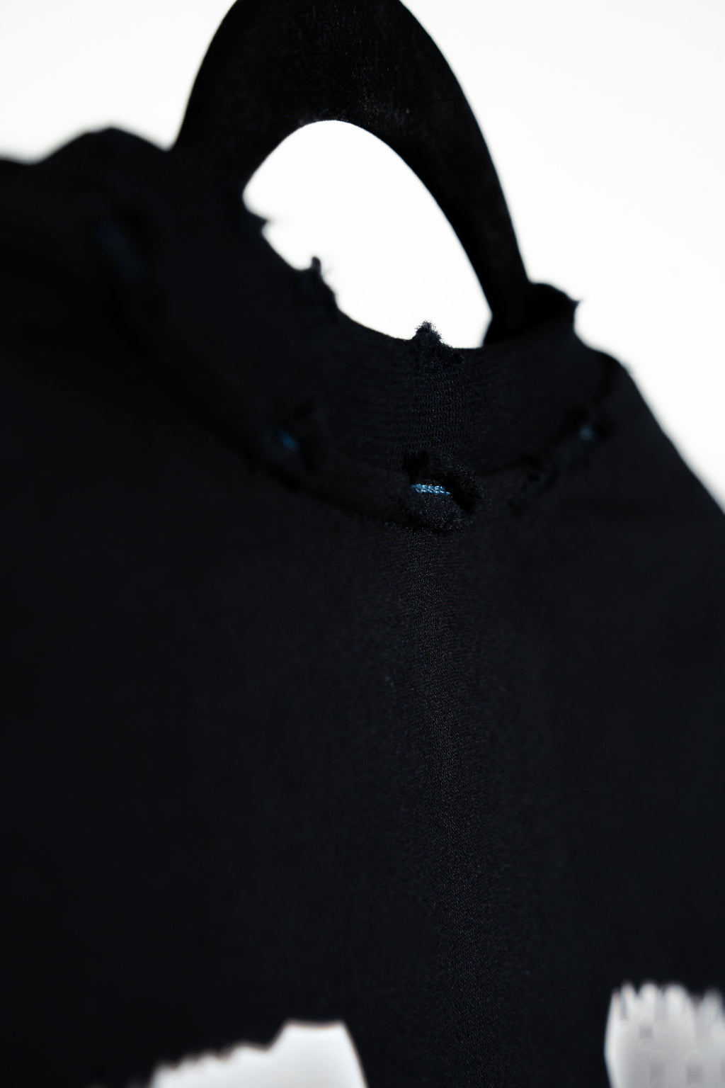 OVERSIZED MEN'S T-SHIRT - "SCARRED" DISTRESSED