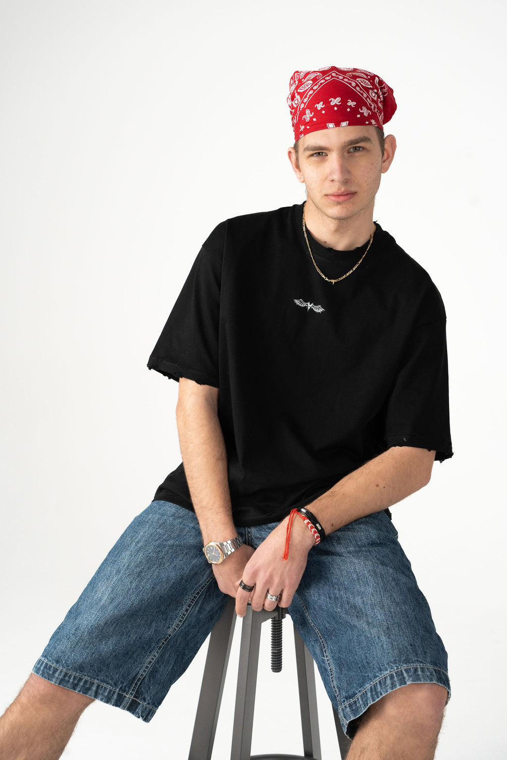 OVERSIZED MEN'S T-SHIRT - "SCARRED" DISTRESSED