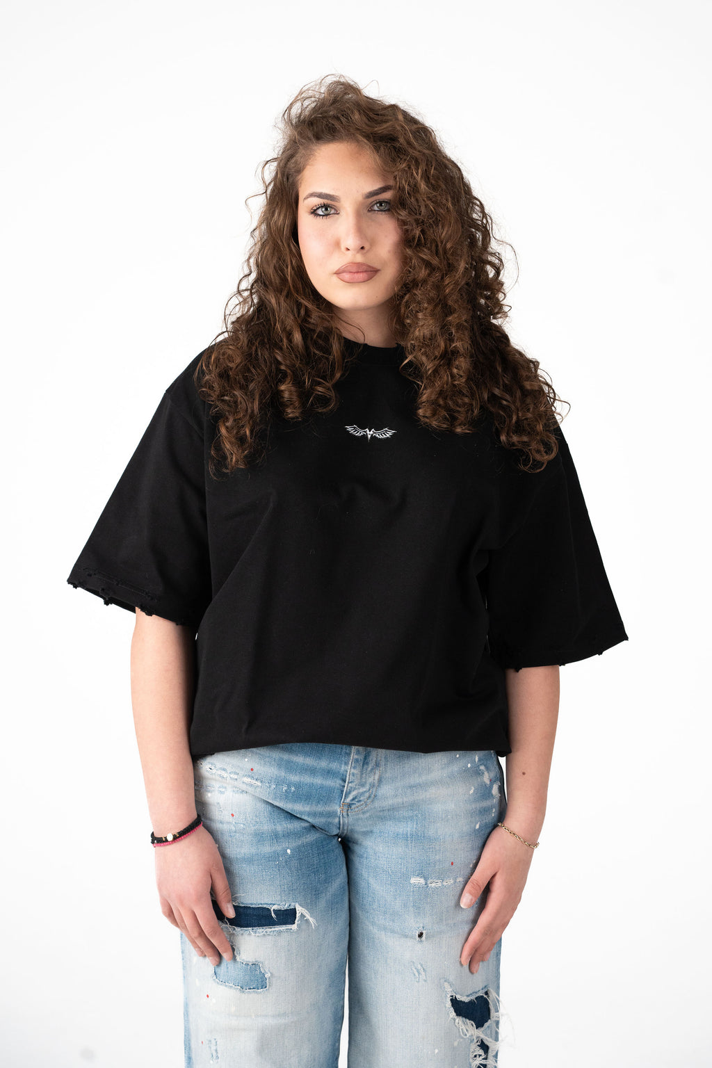 OVERSIZED WOMEN'S T-SHIRT - "SCARRED" DISTRESSED