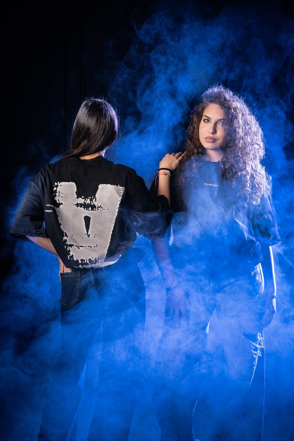 OVERSIZED WOMEN'S T-SHIRT - "SCARRED" DISTRESSED
